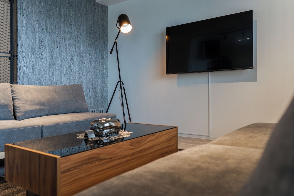 LUXIA 503