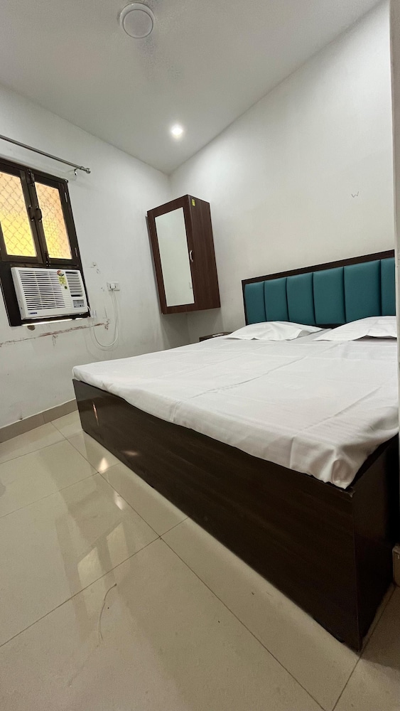 BALAJII GUEST HOUSE