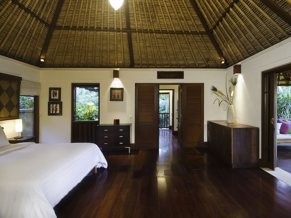 Villa Alamanda view 4