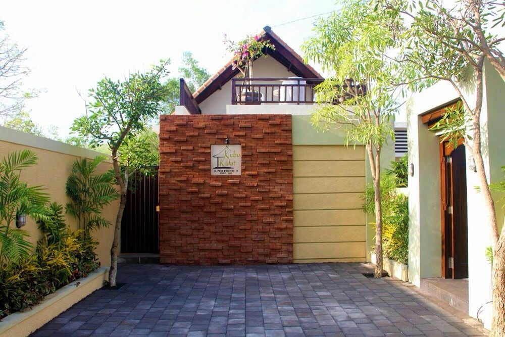 Kubu Kulat Villa