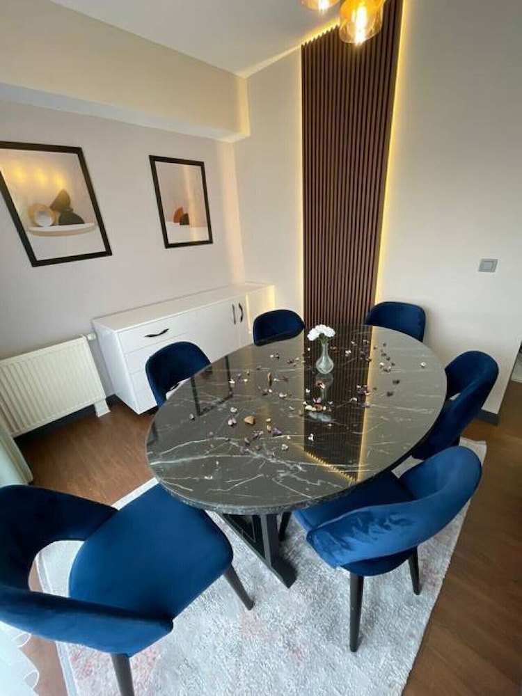 Spectacular 2 1 Apartment in Prime Suites Hotel