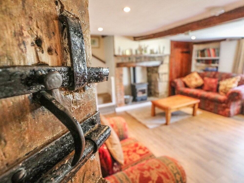 Hill Farm Cottage