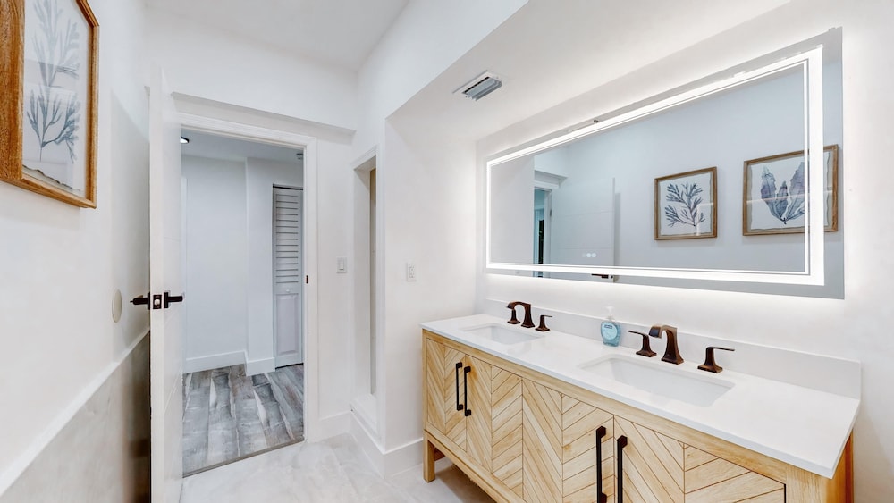 Casa Nirvana 4BR Home With Private Pool