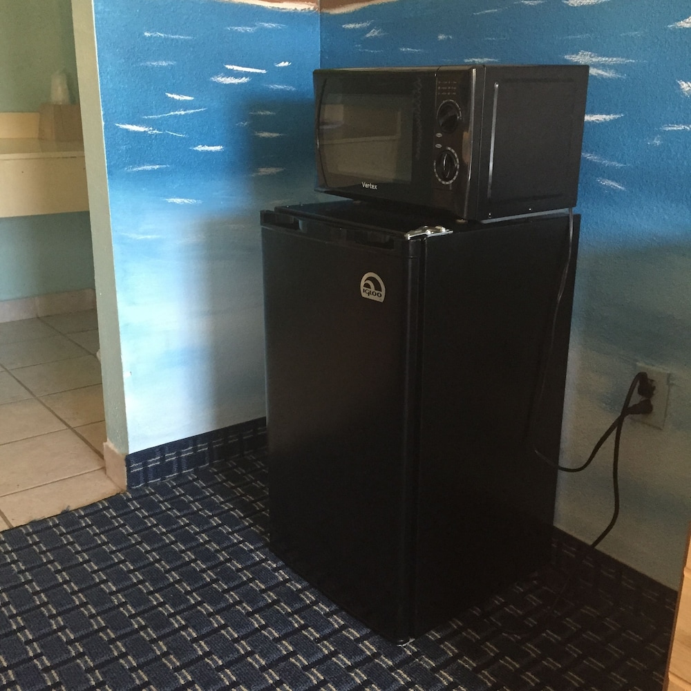 Guest Inn & Suites