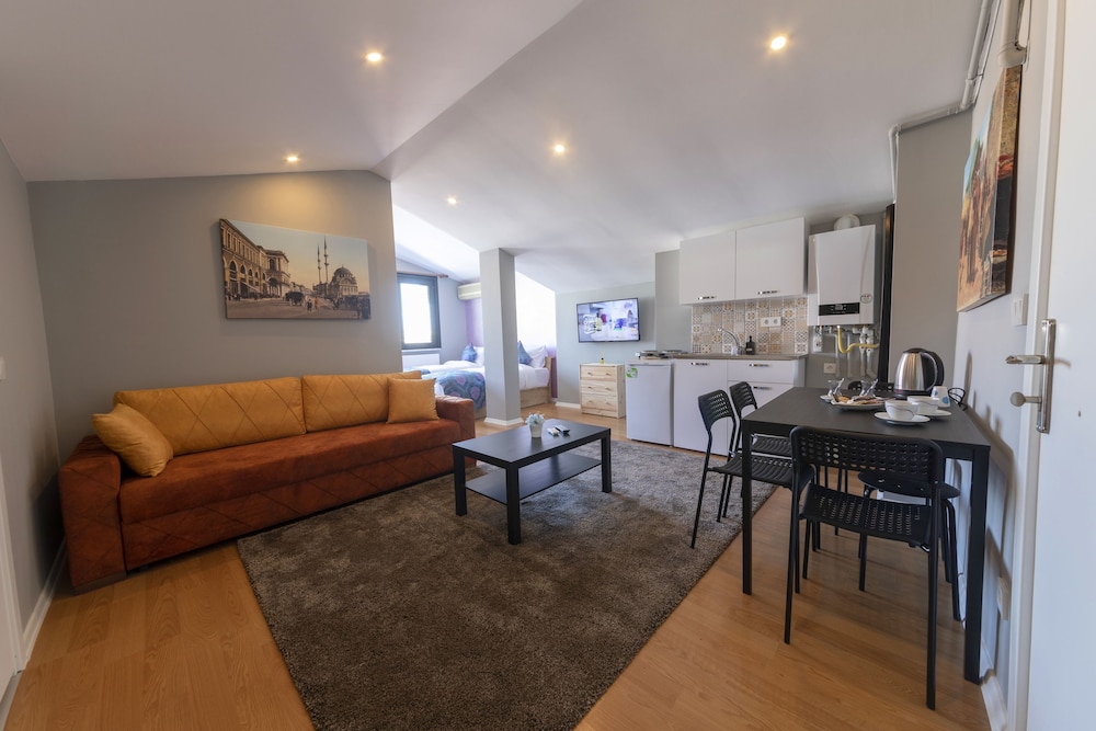 Royal Taksim Süitleri - Image 34