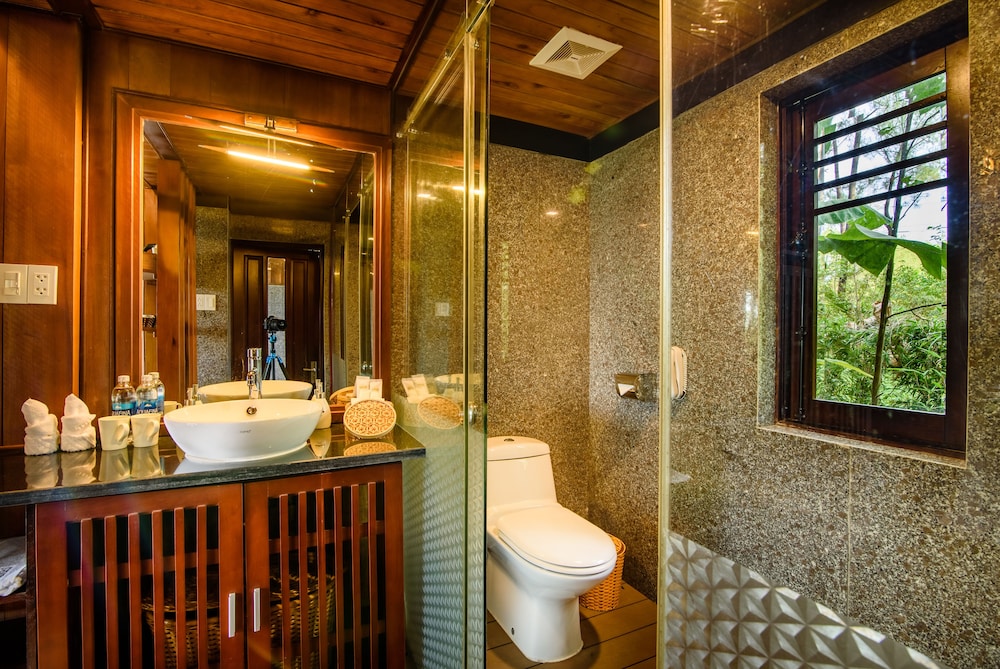 Sankofa Village Hill resort and Spa