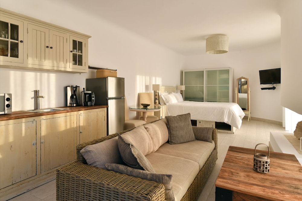 Paros Butterfly Villas view 4