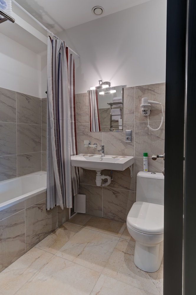 Guest house Otel 1