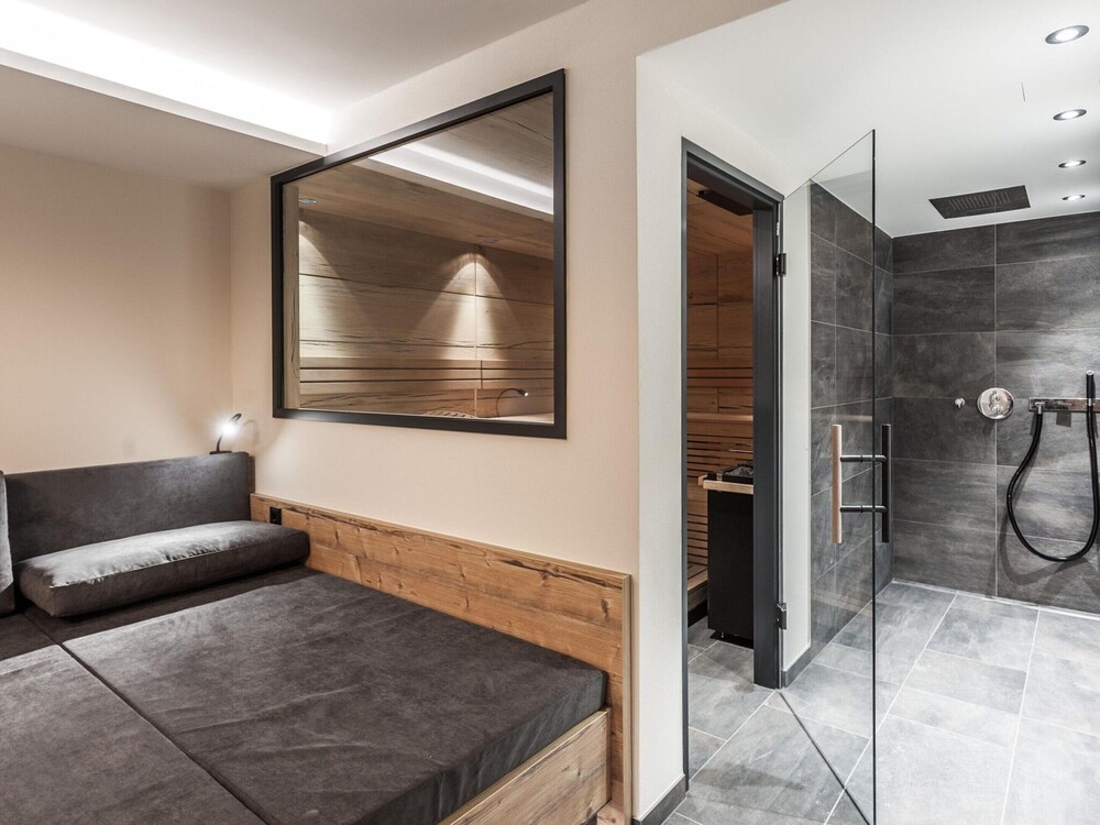 Chalet in Zillertal Near Ski Slopes & Whirlpool