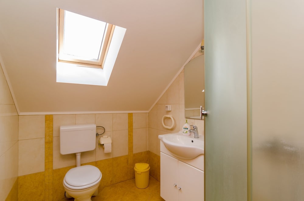 Rooms Mozara