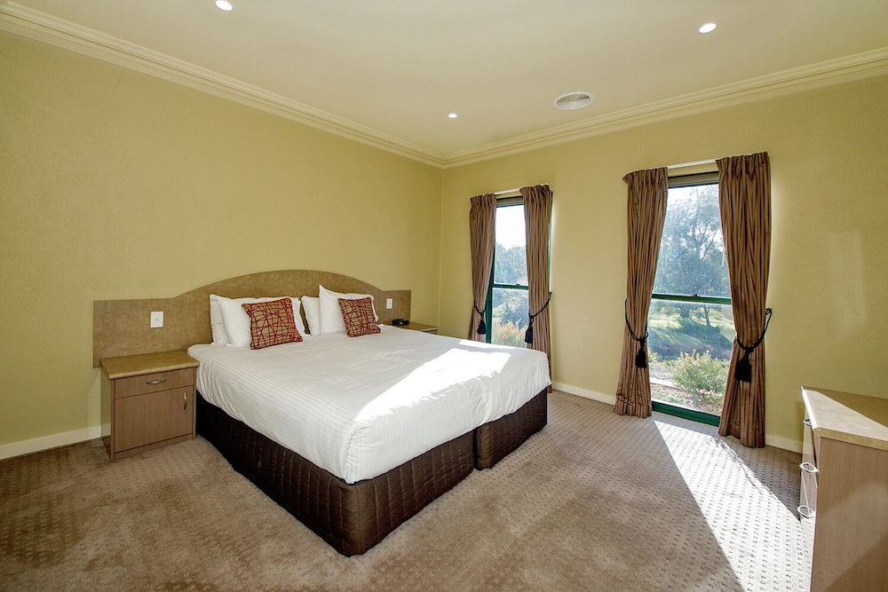 Yarrawonga Mulwala Golf Club Resort