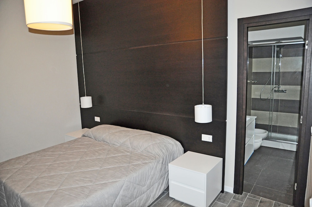 Dea Roma Inn