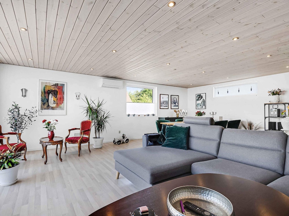 5 Star Holiday Home in Aars