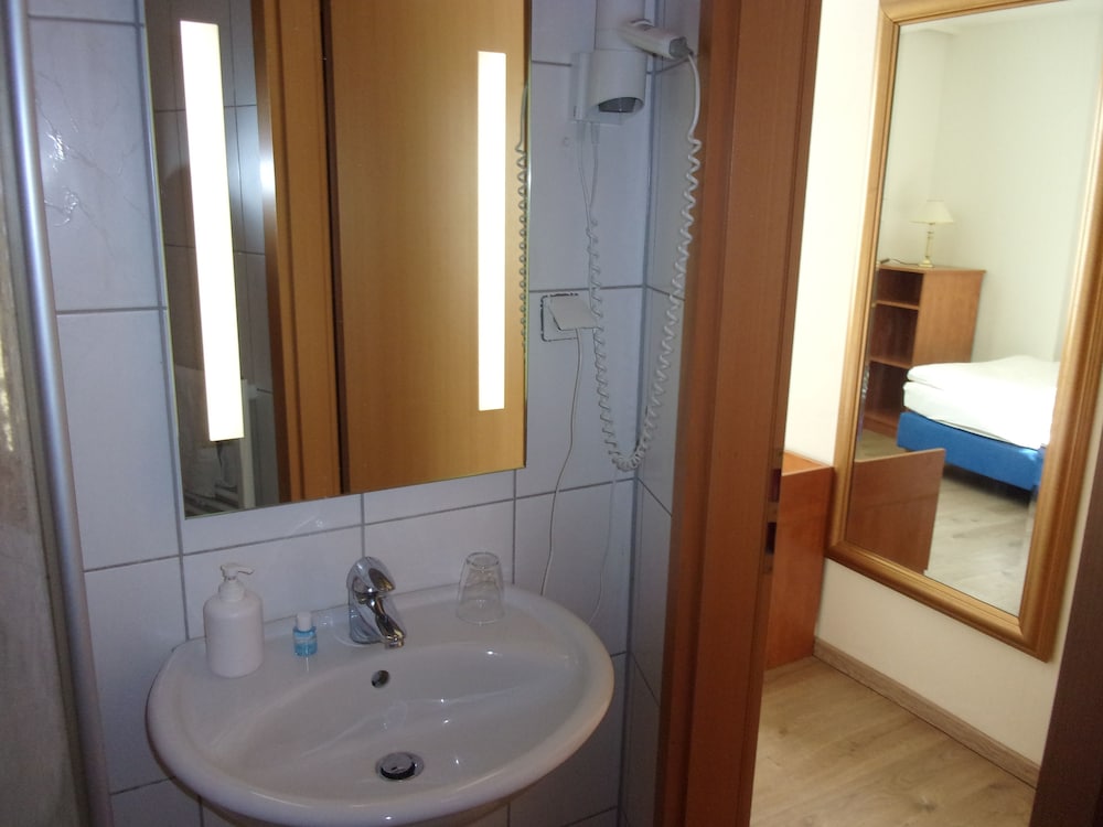 Saarbruecken Vacations - Boutique-Hotel Fahrhaus Saarbrucken - Property Image 23