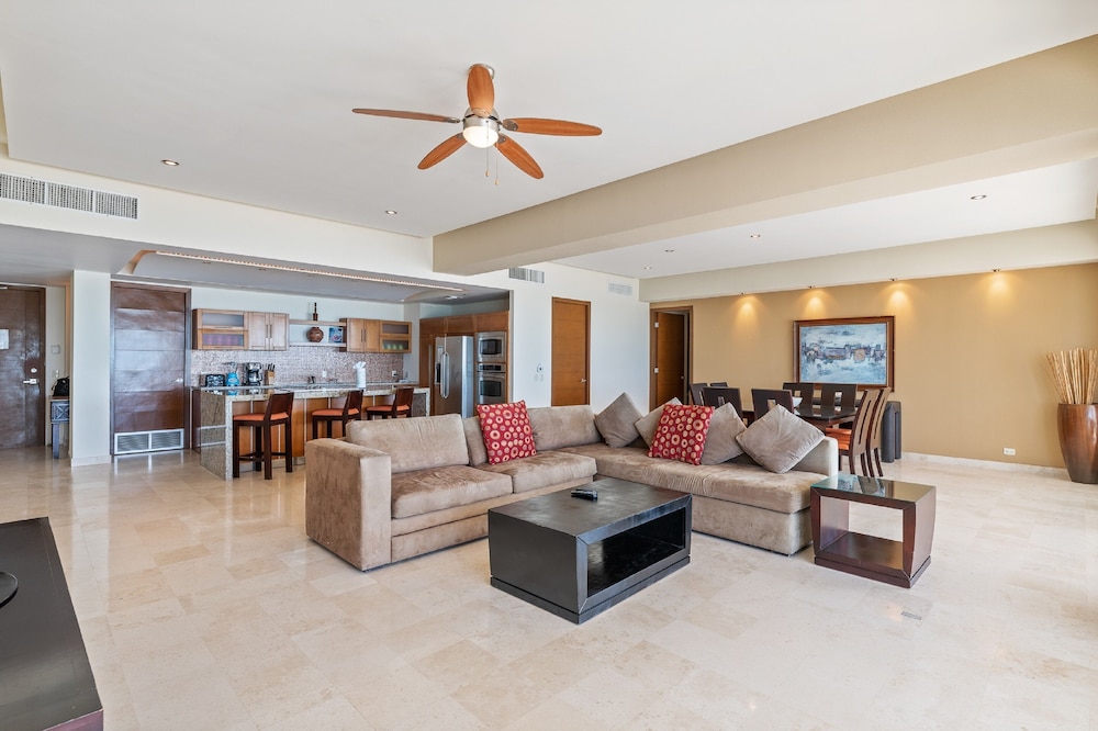 Encanto Living 0603 -3BR by Kivoya