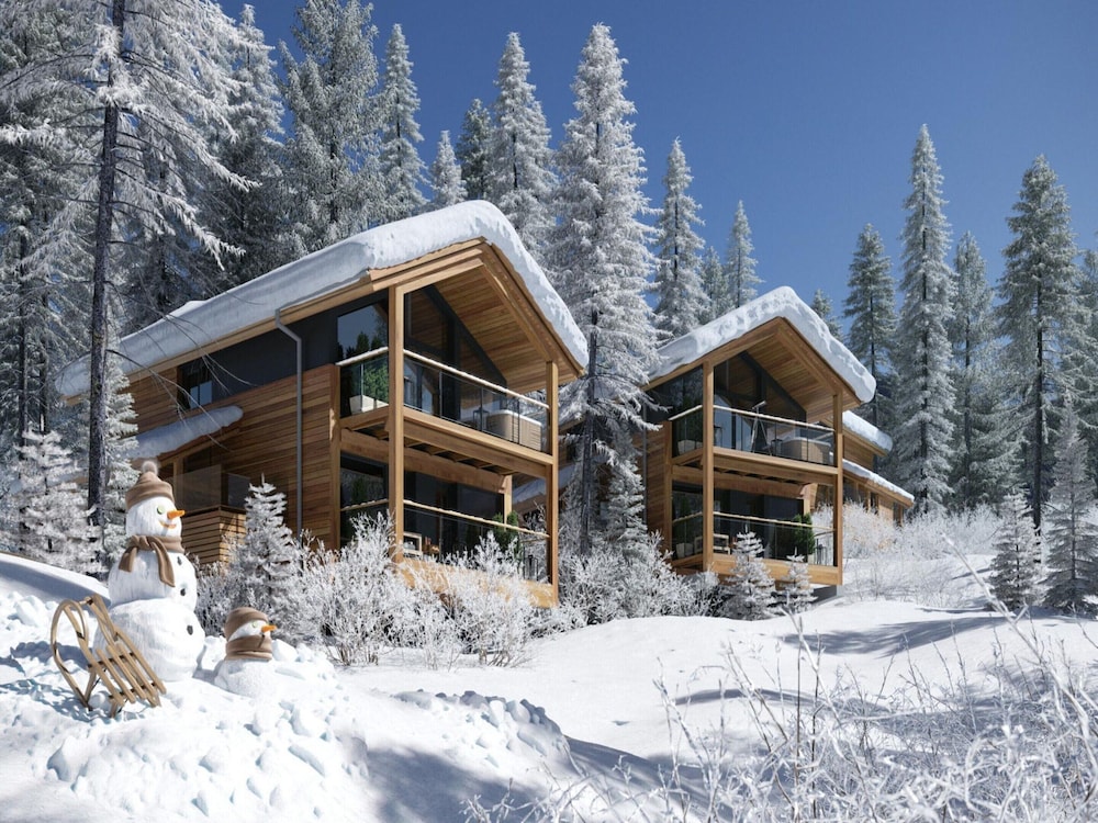 Appealing Chalet With Finnish Sauna