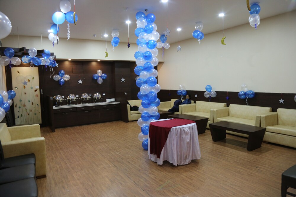 meeting & event spaces