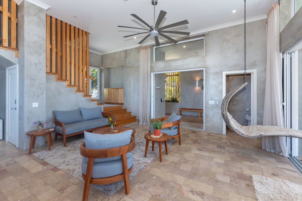 Todo Es Posible 4 Bedroom Home