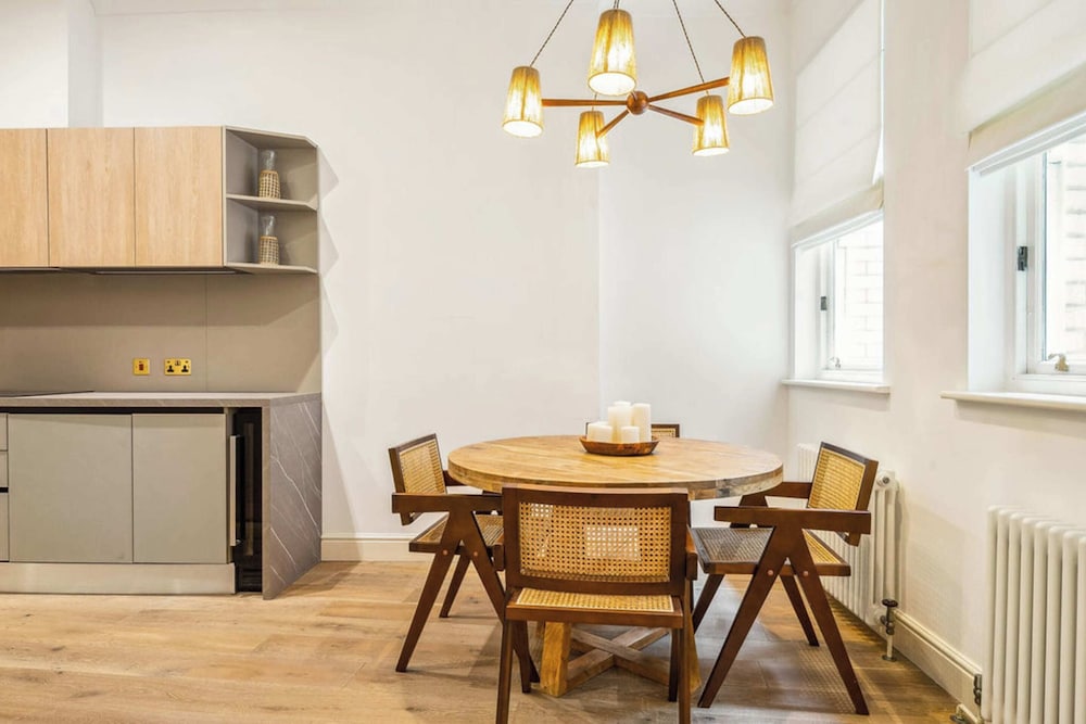 Elegant Fitzrovian Apartment