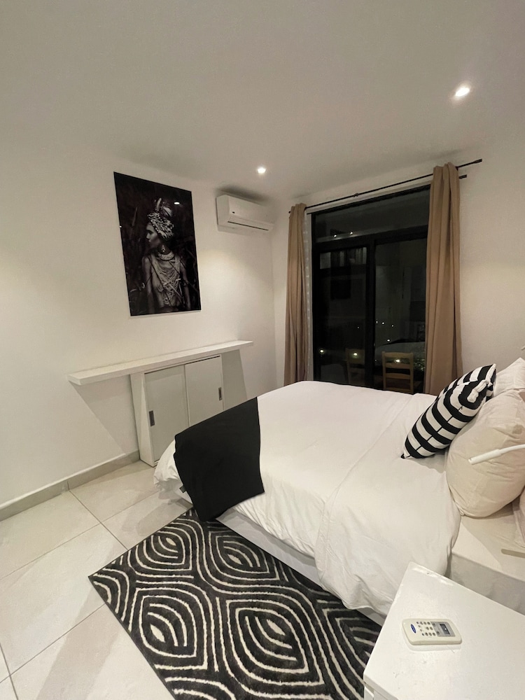 Meraki Homes at Embassy Gardens
