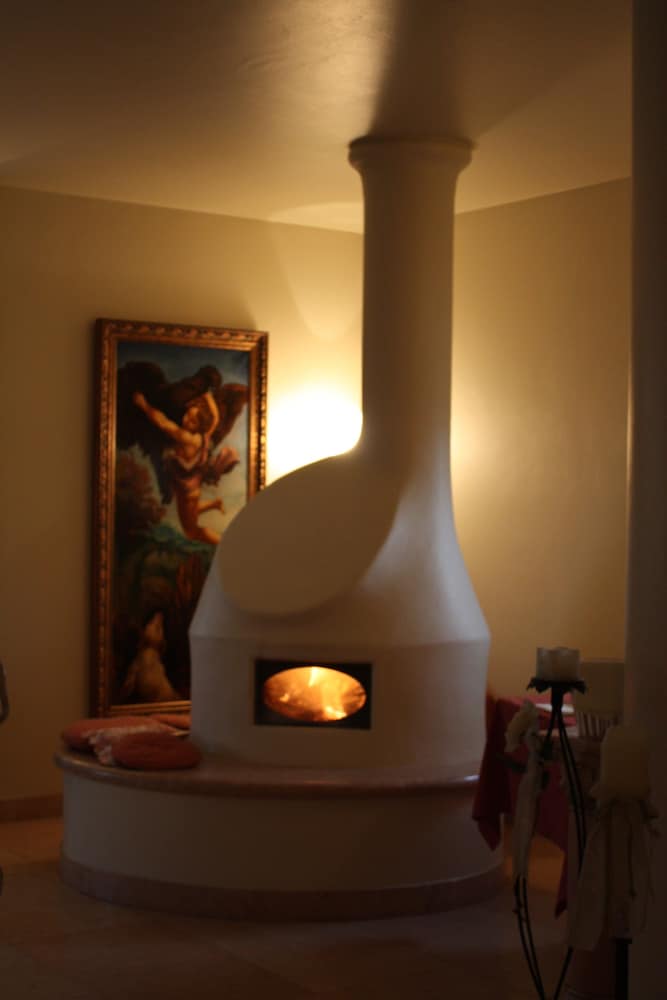 Elis' House