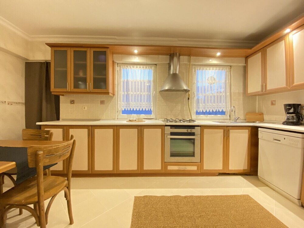 Missafir Sleek Flat in Nisantasi With Terrace