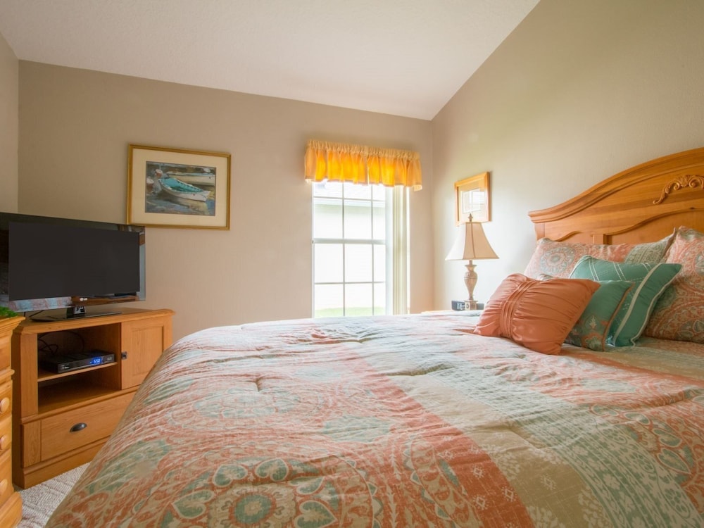 4 Bed 8065 view 4