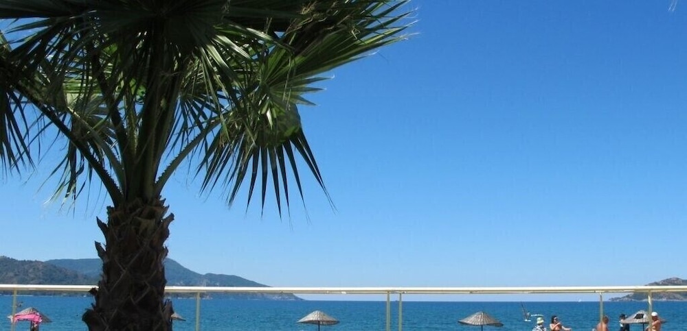 Villa YS07 by JoyLettings view 2