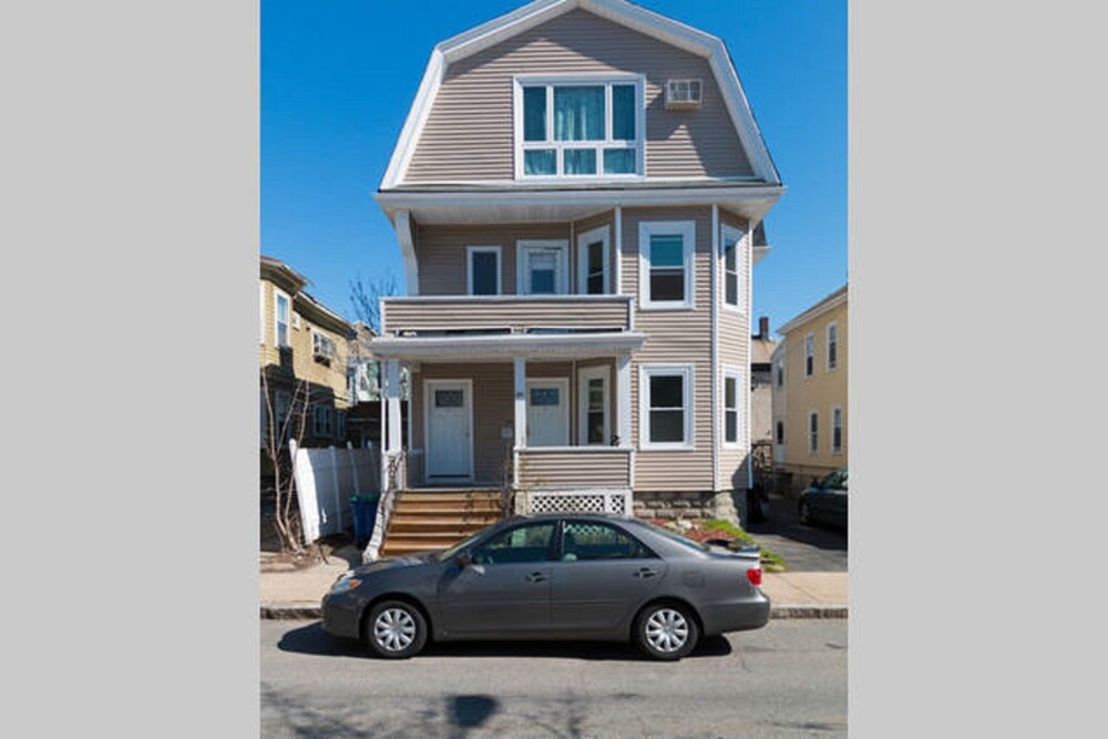 3 bd 2 ba Unit