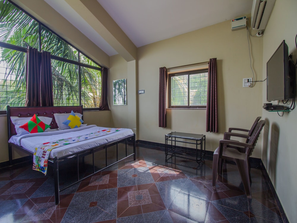OYO 16412 Home Cozy Studio Parra