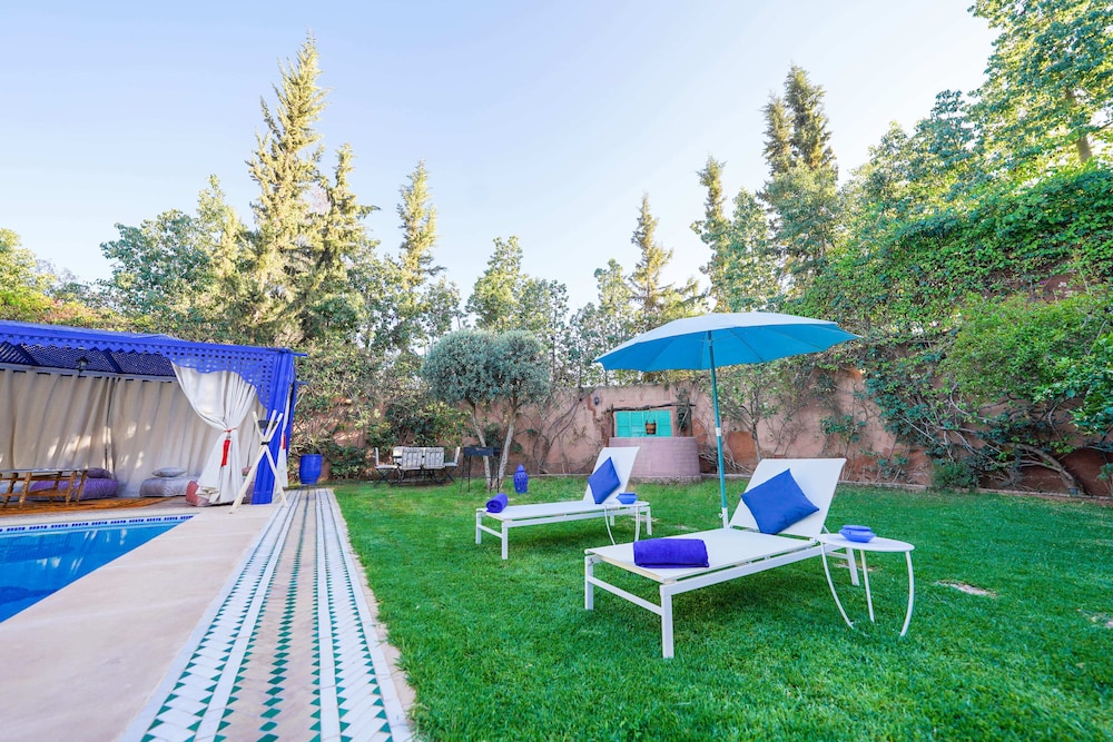 Luxurious Aghmat Villa With Private Pool and Panoramic Mountain Views