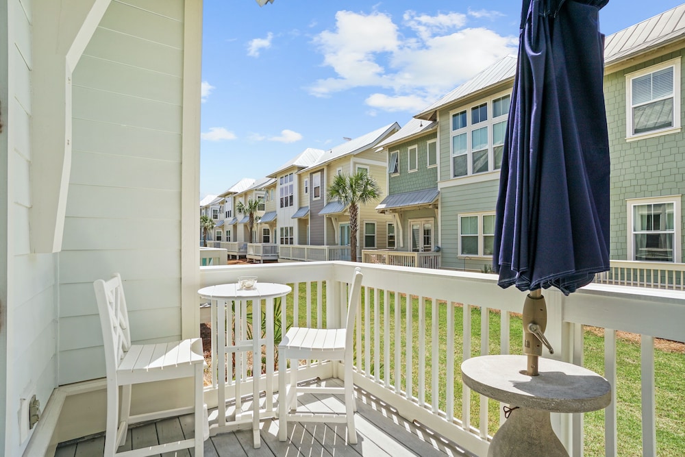 Prominence on 30A by Panhandle Getaways