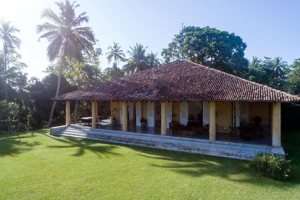 Historically Important Architecturally Stunning Hilltop Villa view 5