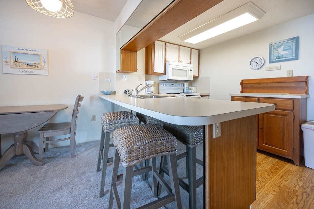 Gulf Shores Surf & Racquet 603a 1 Bedroom Condo view 2