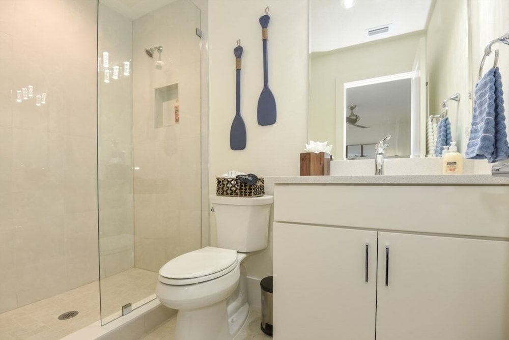 The White House On Flagler Beach - Unit 23 3 Bedroom Home