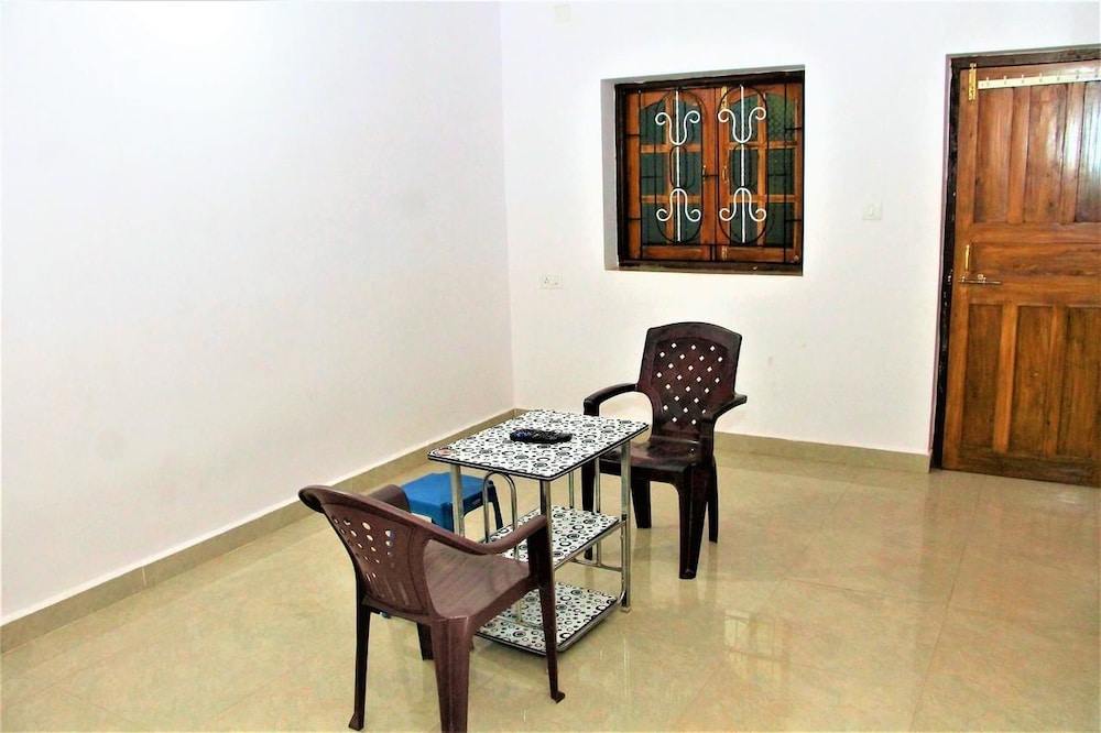 Fig Fin Beach Resort