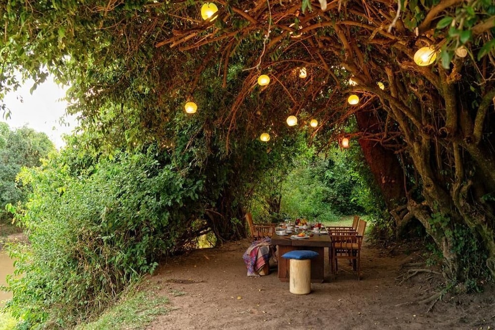 Olengoti Safari Camp - East Africa Camps