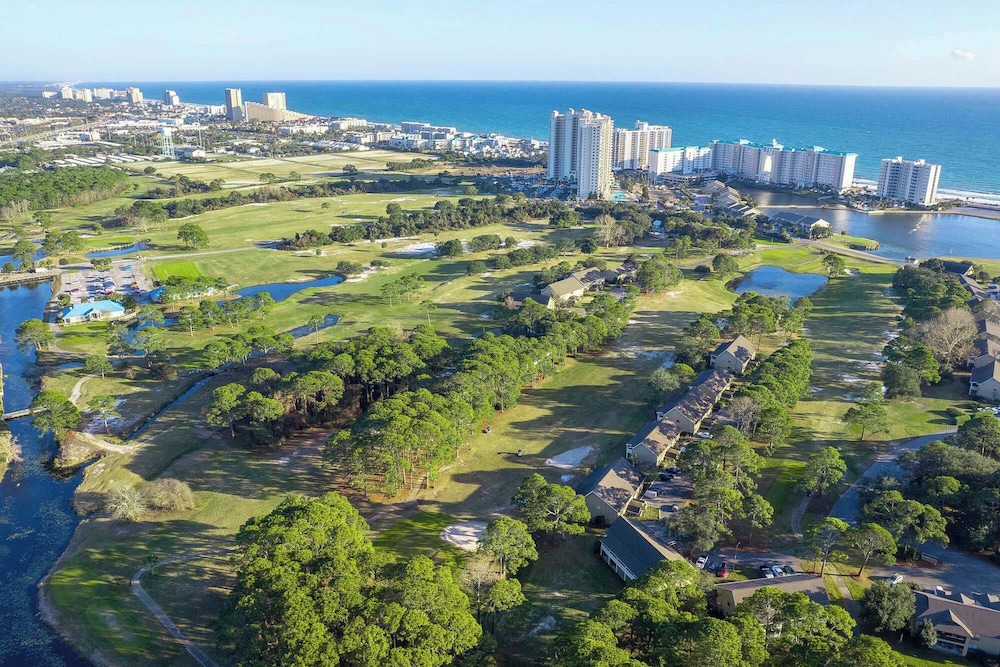 Seascape - Across From Pool and Tennis - Beach