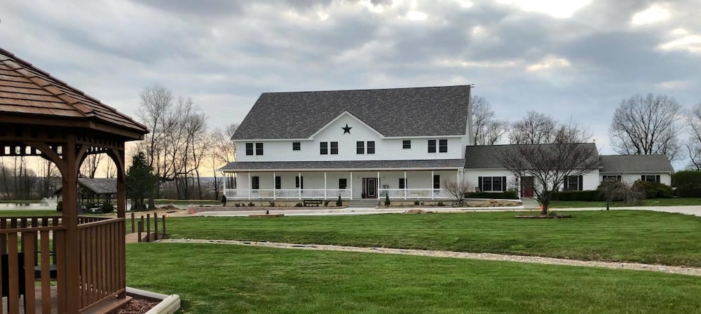 Pleasant Grove Inn