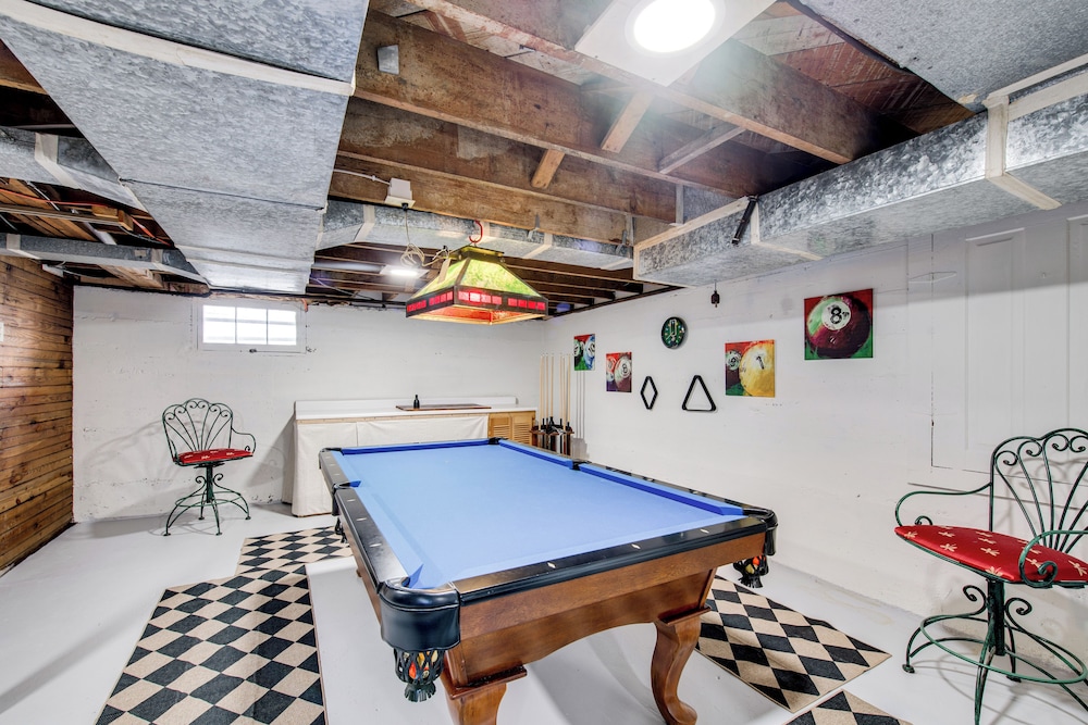 Bourbon Trail Fun: Dtwn Lebanon Home w/ Game Room