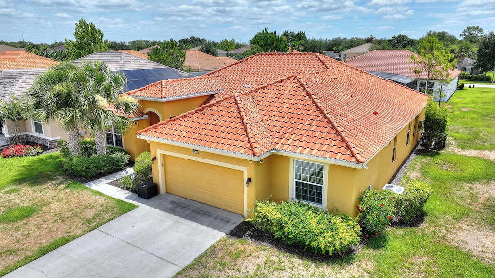 Breathe Easy at Solterra Resort by Shine Villas 706