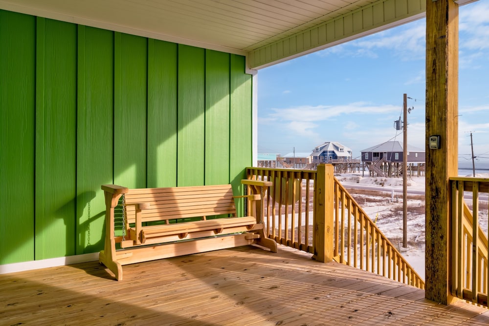 Beautiful C's - 2924 Bienville Blvd 5 Bedroom Home
