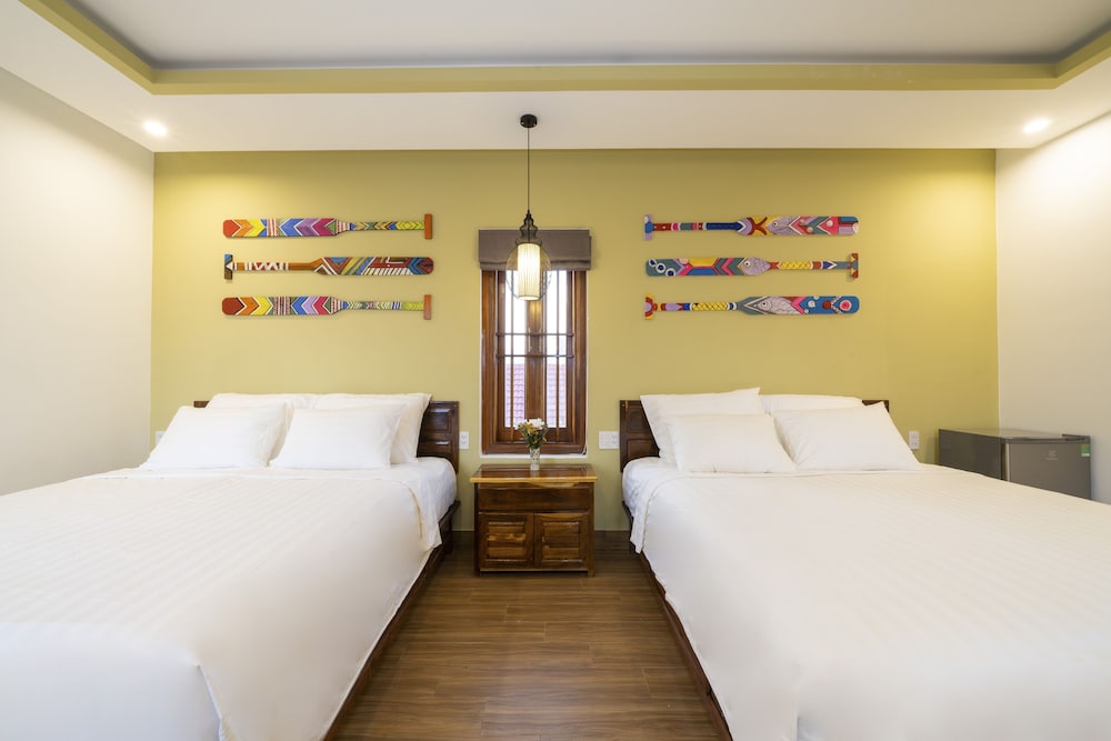 Blue Whale Homestay