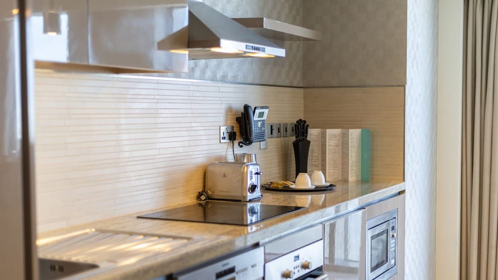 Stylish 1BR nr Metro Close to Major Attractions