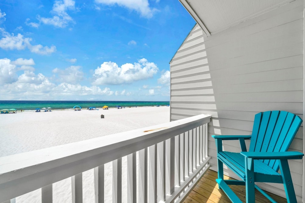 Pirate Cove Villas #111