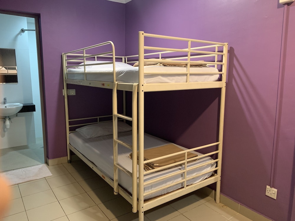 Snooze Inn Dickson Road - Hostel