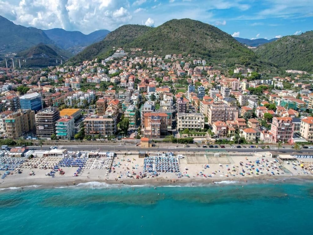 Albergo Regina Mundi