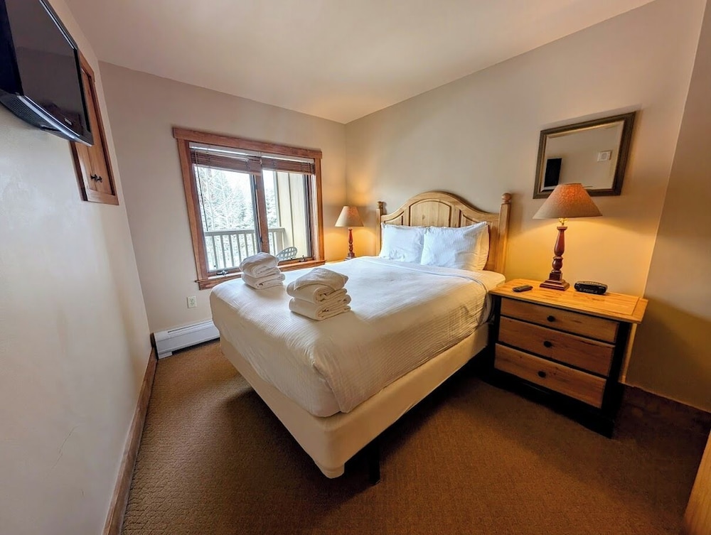Red Hawk Lodge 2269