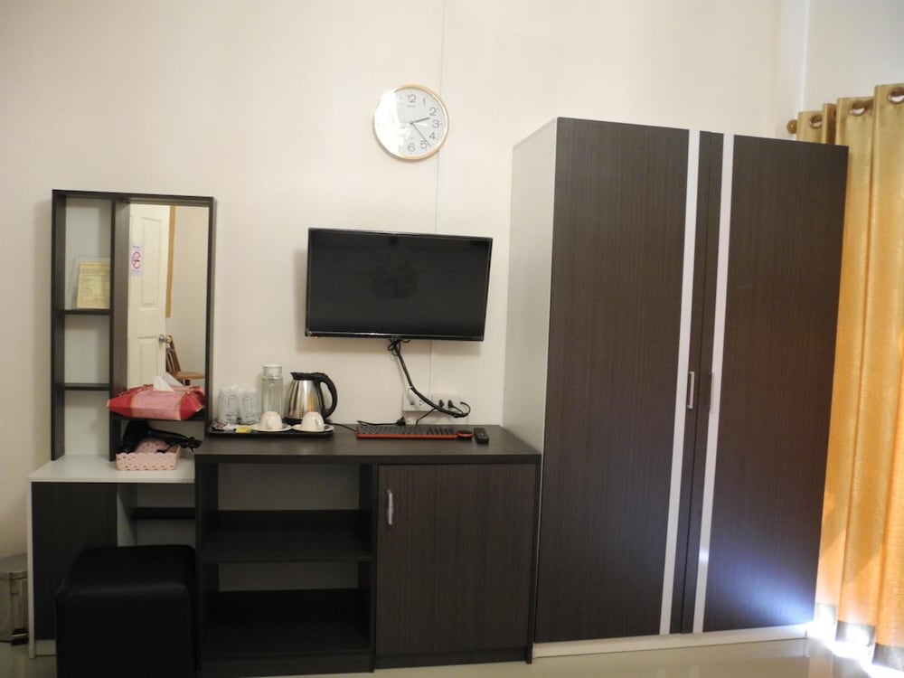 Bann Tawan Hostel Chiang Rai