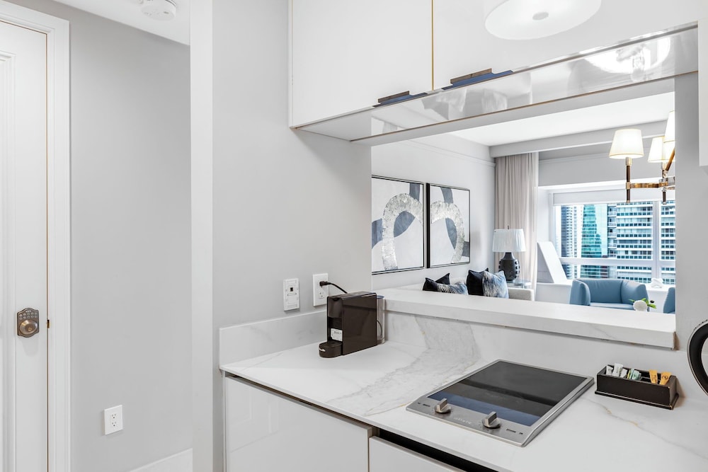 Condo w Views From The Heights 4S